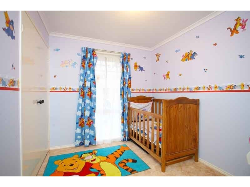 21 Bates Street, Cranbourne VIC 3977