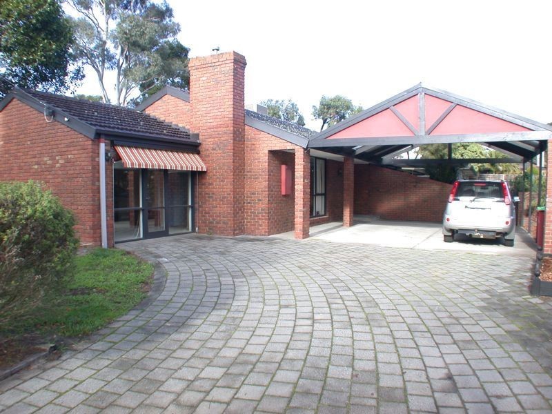 23 Rimfire Crescent, Cranbourne VIC 3977