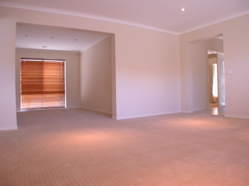 Cranbourne East VIC 3977