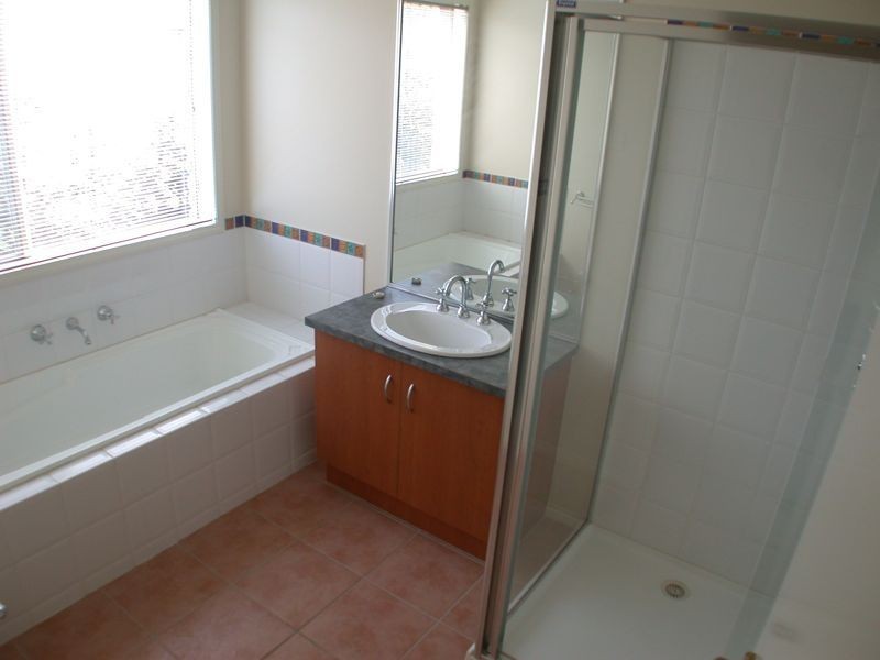 Cranbourne East VIC 3977