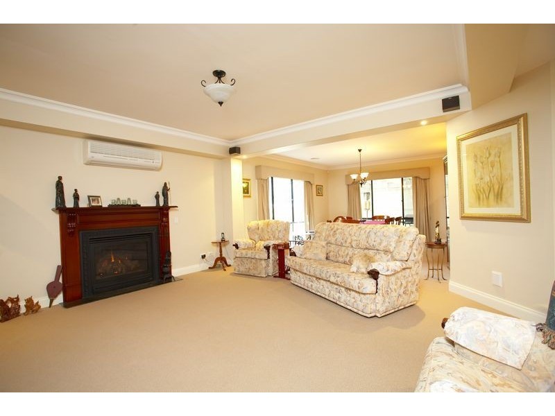 Cranbourne VIC 3977