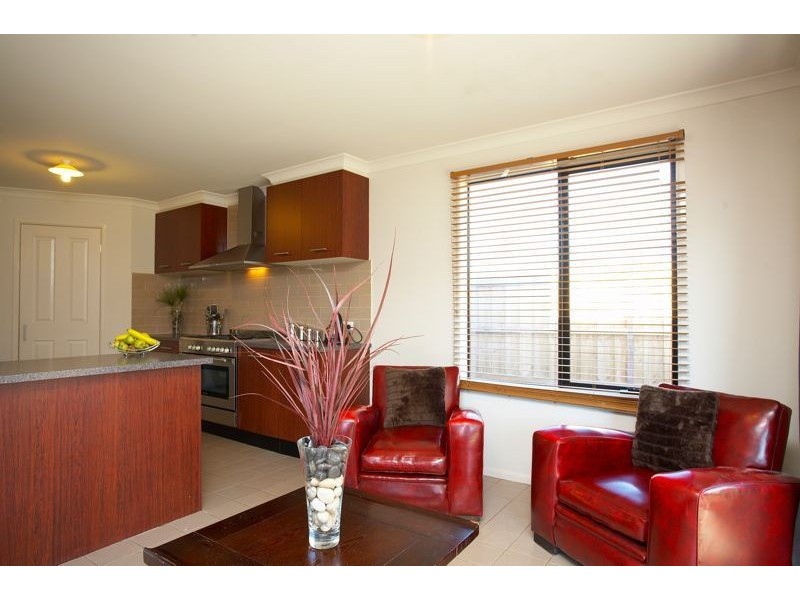 31 Melington Drive, Lyndhurst VIC 3975