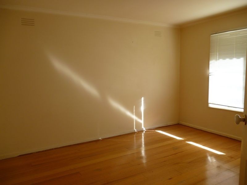 52 Clarendon Street, Cranbourne VIC 3977