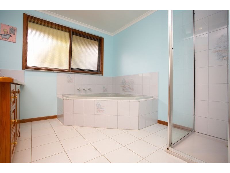 Cranbourne North VIC 3977