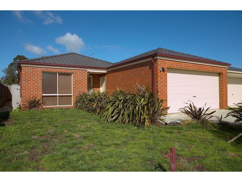 12 Fishburn Place, Cranbourne VIC 3977