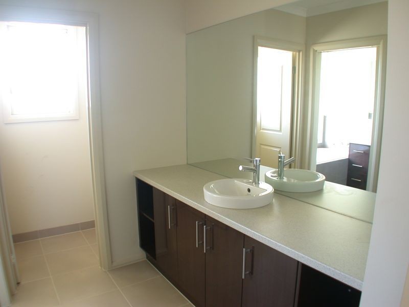 Cranbourne VIC 3977