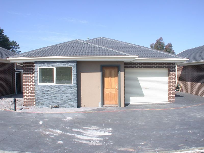 Cranbourne VIC 3977