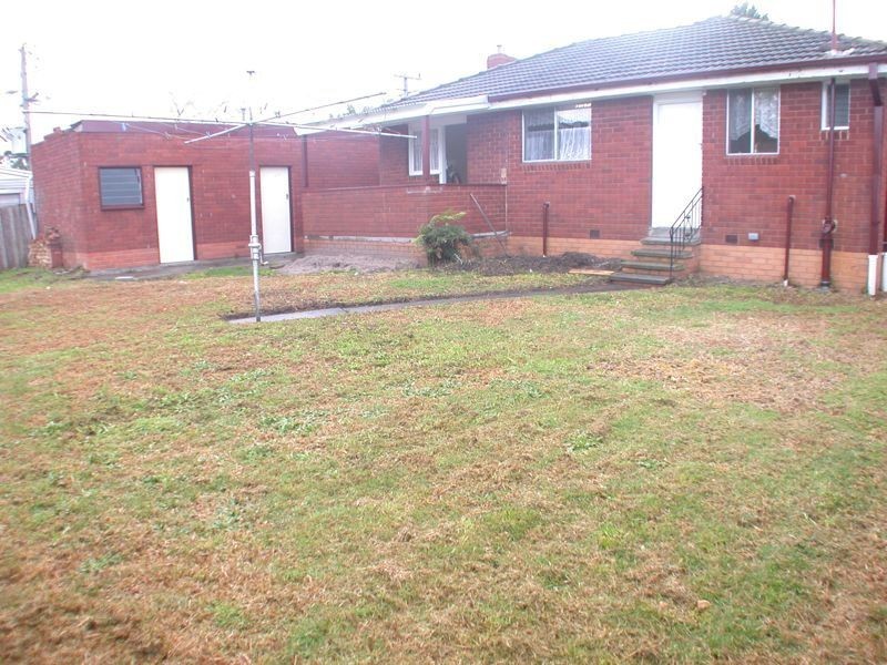 21 Houlder Avenue, Cranbourne VIC 3977