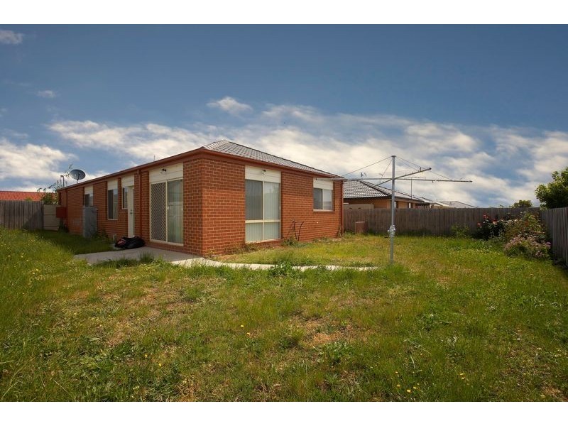 Cranbourne VIC 3977