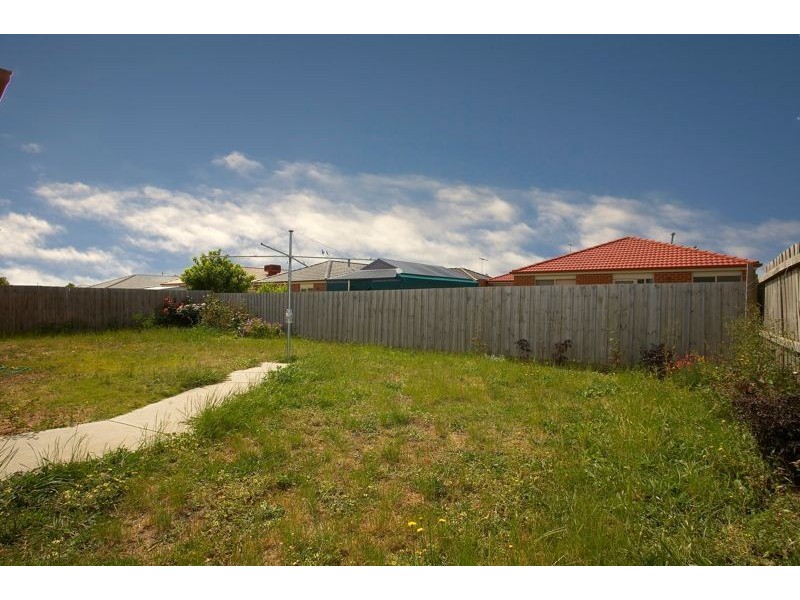 Cranbourne VIC 3977