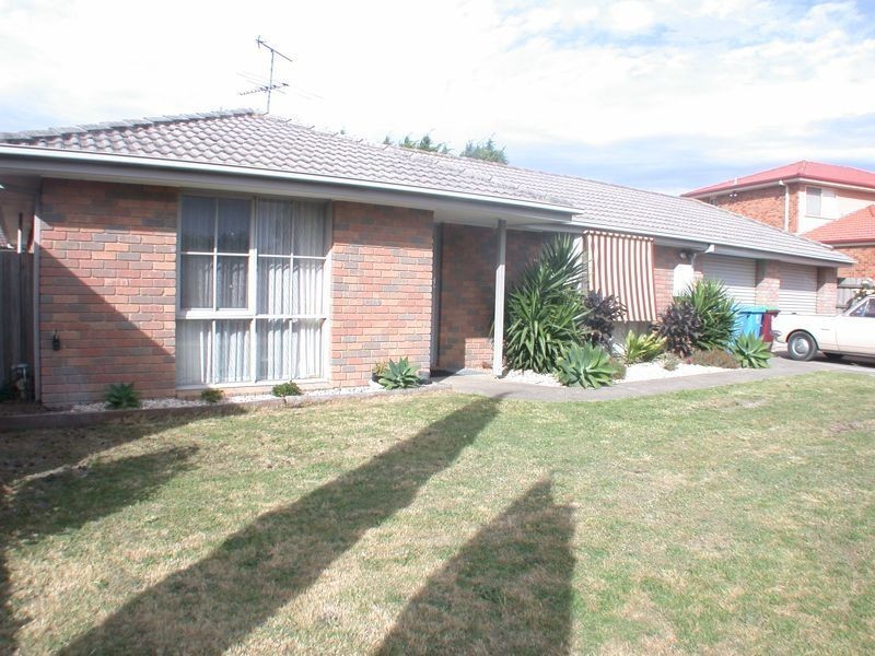 Cranbourne North VIC 3977