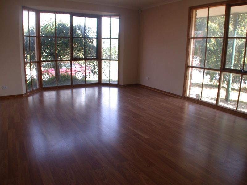 Cranbourne North VIC 3977