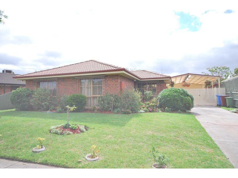 Cranbourne North VIC 3977