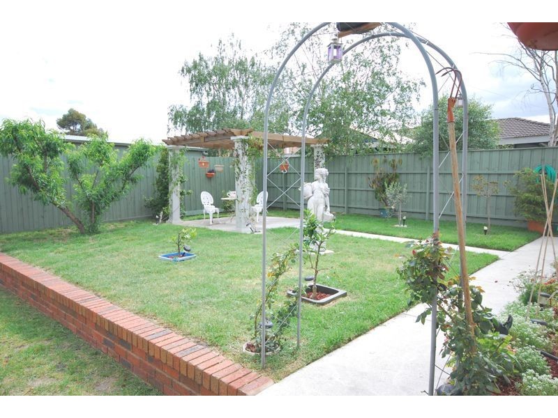 Cranbourne North VIC 3977