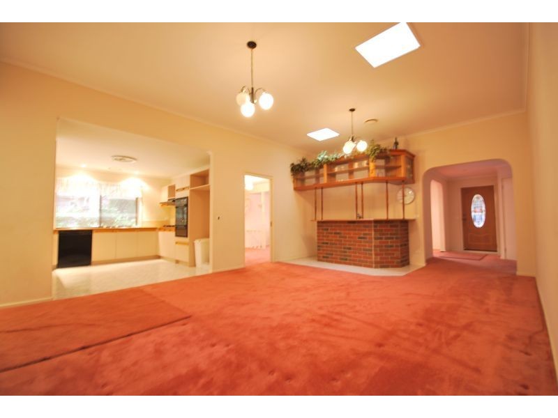 7 Grandeur Court, Cranbourne VIC 3977