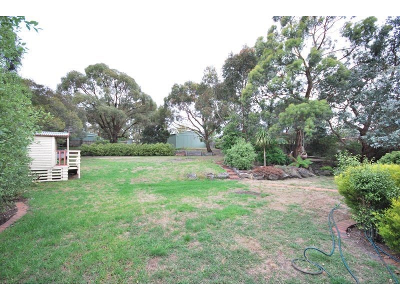 7 Grandeur Court, Cranbourne VIC 3977