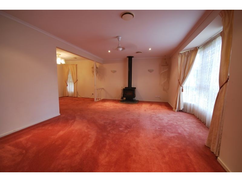 7 Grandeur Court, Cranbourne VIC 3977