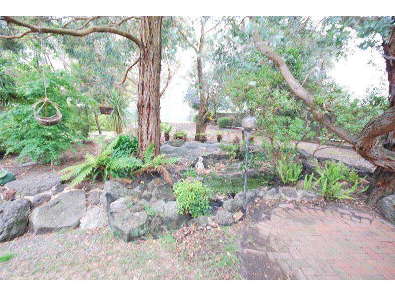 7 Grandeur Court, Cranbourne VIC 3977