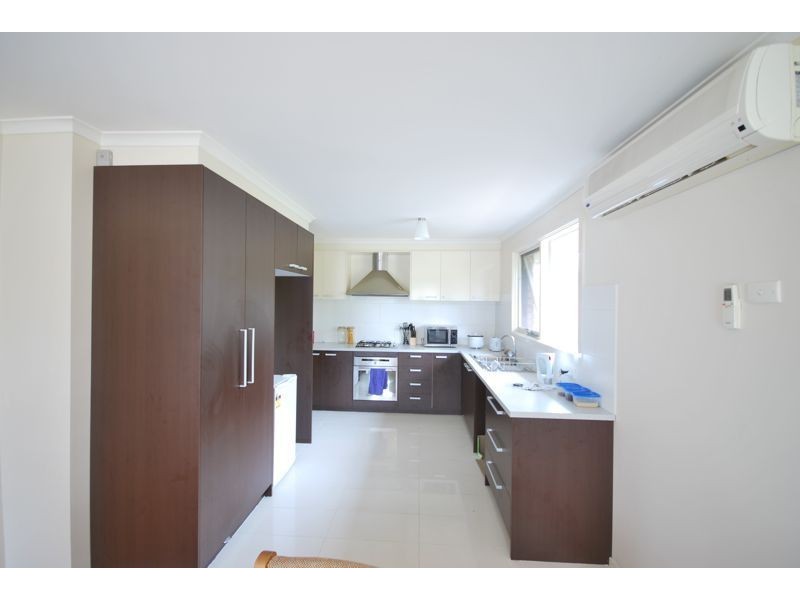 34 Fairbairn Road, Cranbourne VIC 3977