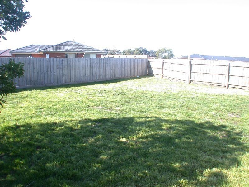 Cranbourne VIC 3977