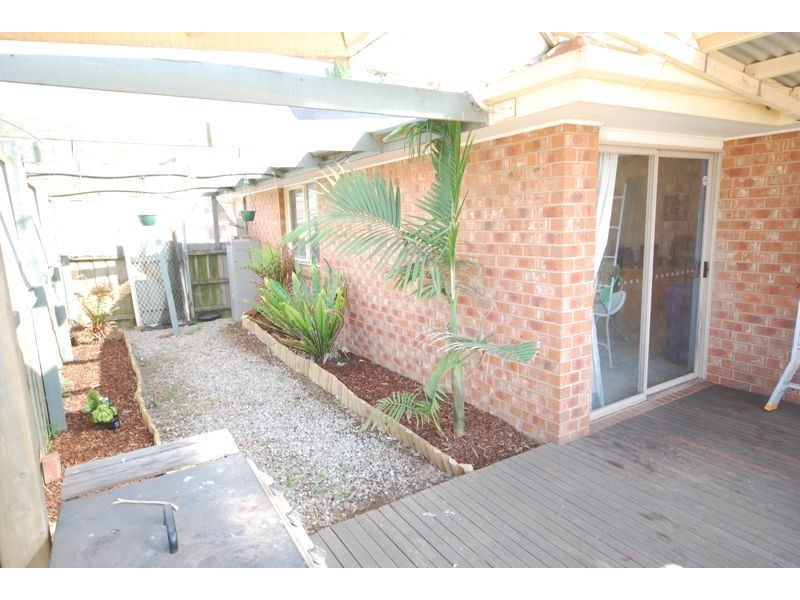 14 Godwin Crescent, Cranbourne North VIC 3977