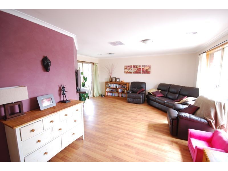 Cranbourne North VIC 3977