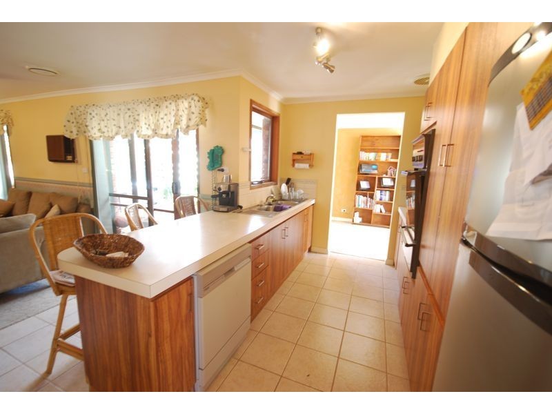 9 Ferncroft Court, Cranbourne North VIC 3977