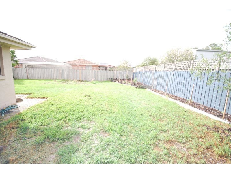 Cranbourne North VIC 3977