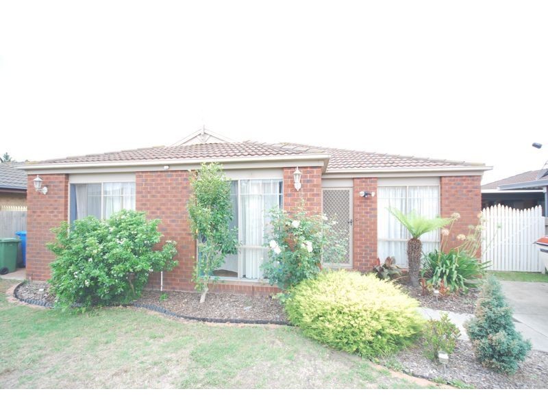 Cranbourne North VIC 3977