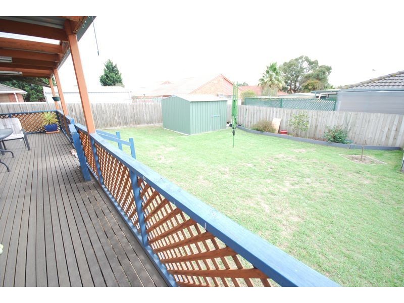 Cranbourne North VIC 3977