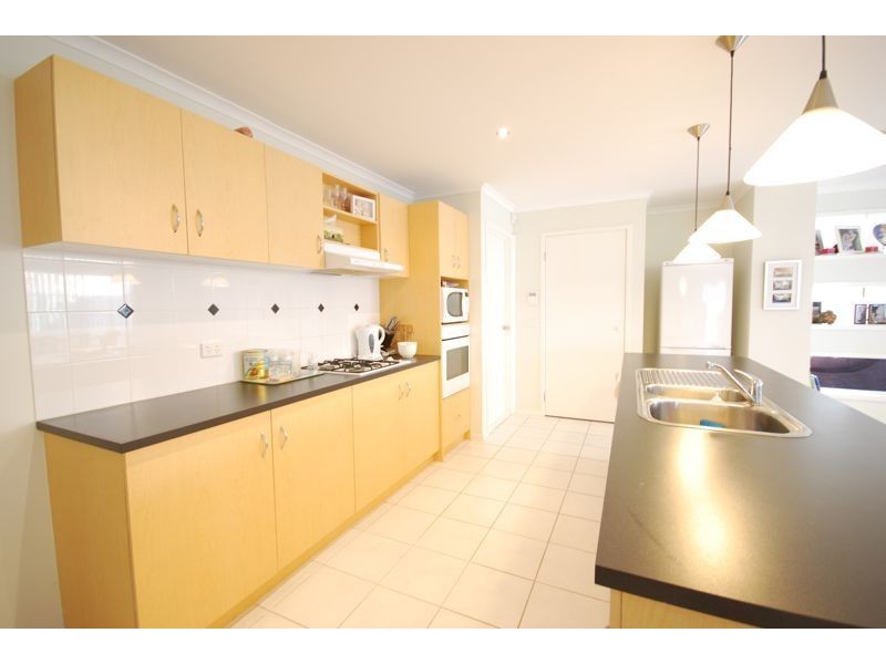 45 Scotsdale Drive, Cranbourne East VIC 3977
