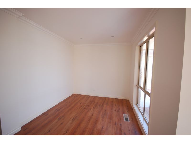 Cranbourne VIC 3977