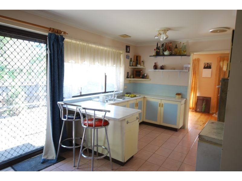 25 Roberts Road, Cranbourne VIC 3977