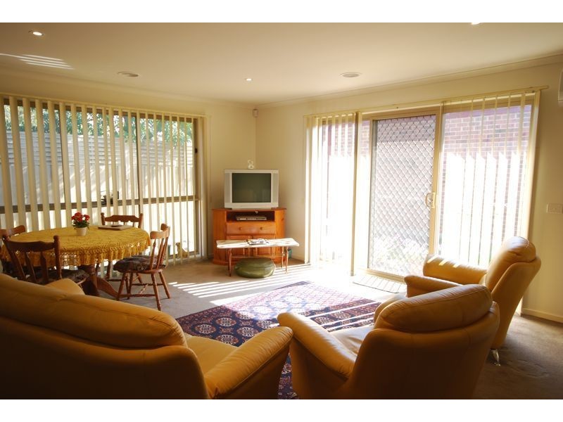 1/1 Carol Avenue, Cranbourne VIC 3977