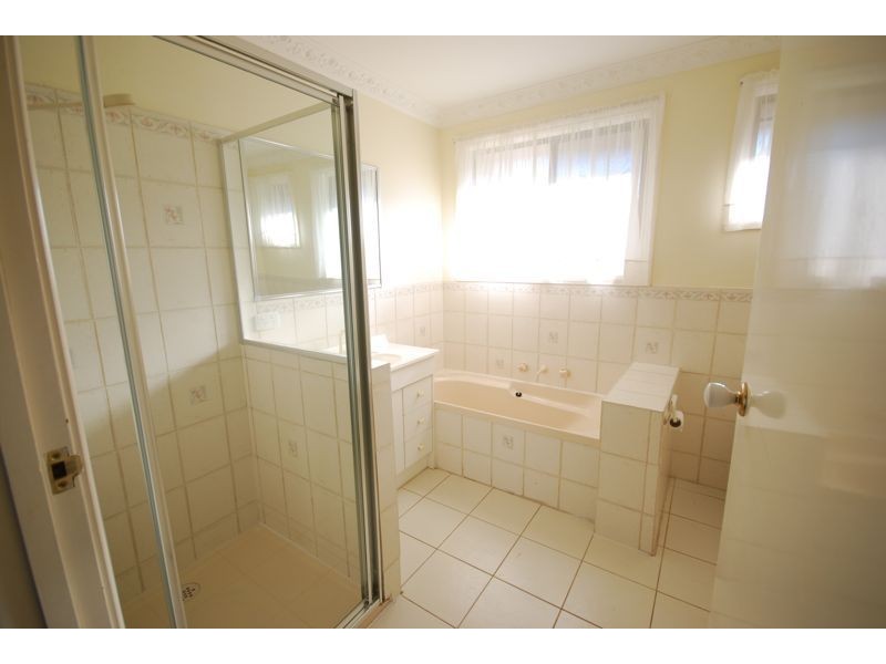 1/12 Binding Avenue, Cranbourne VIC 3977