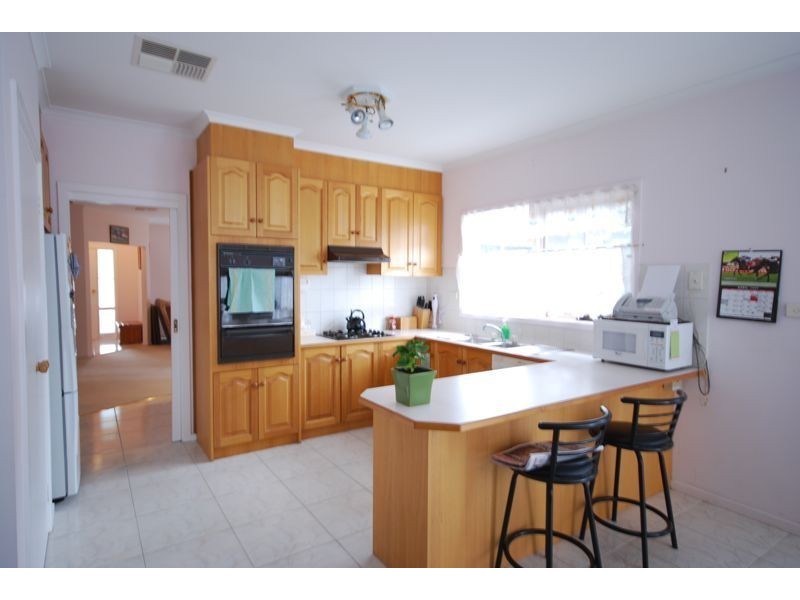 Cranbourne North VIC 3977