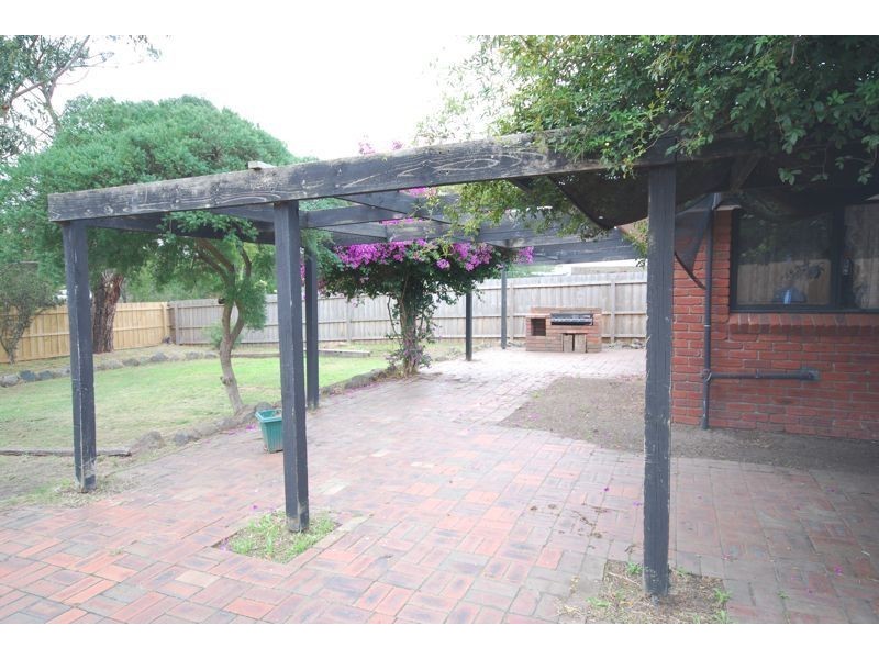 10 Marsden Court, Cranbourne North VIC 3977