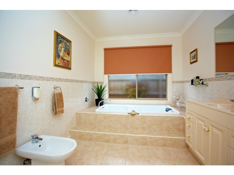 Cranbourne VIC 3977