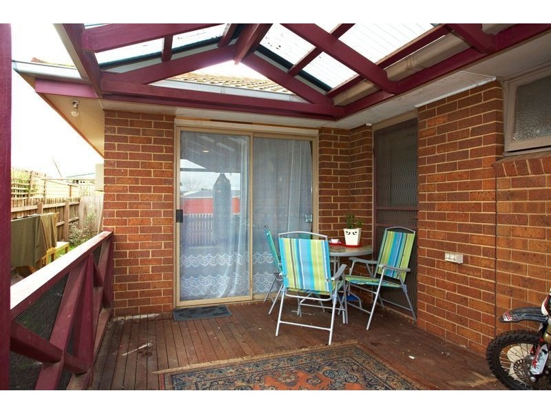 6 Nesbit Court, Cranbourne North VIC 3977