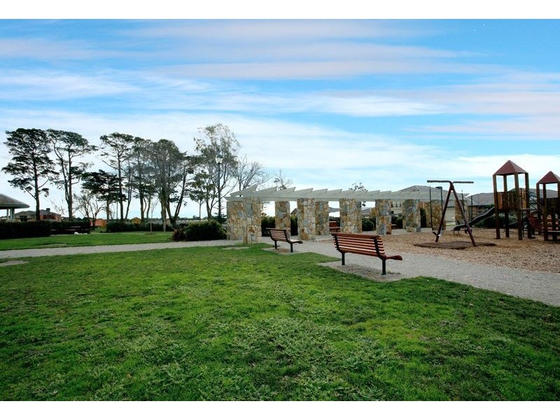 Cranbourne East VIC 3977