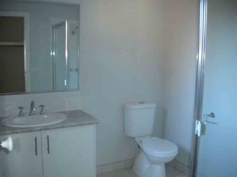 2/78 Circle Drive, Cranbourne VIC 3977