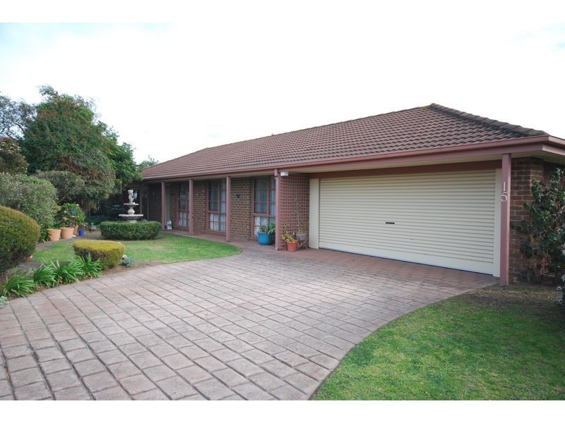 15 Lawson Close, Cranbourne VIC 3977