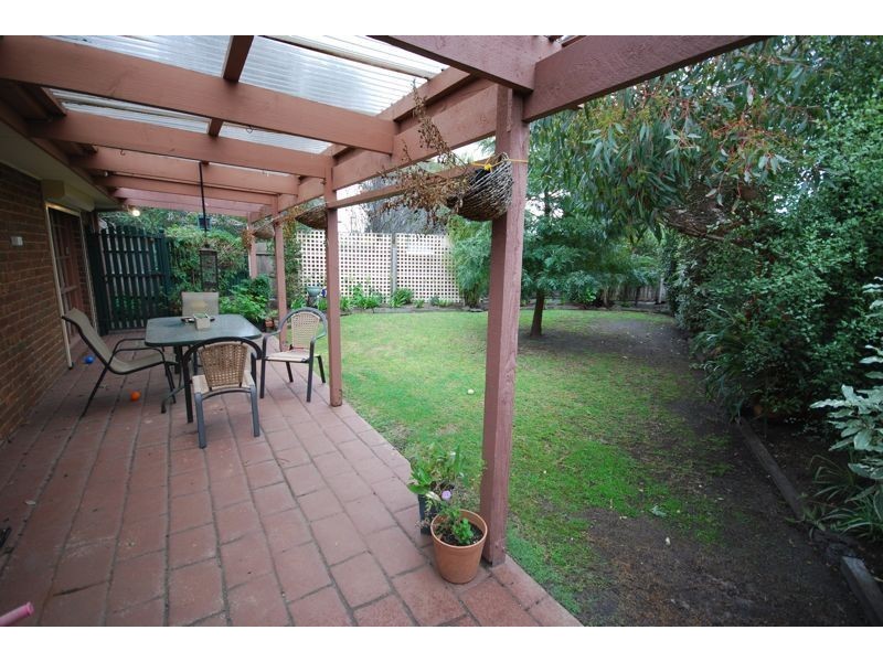 15 Lawson Close, Cranbourne VIC 3977