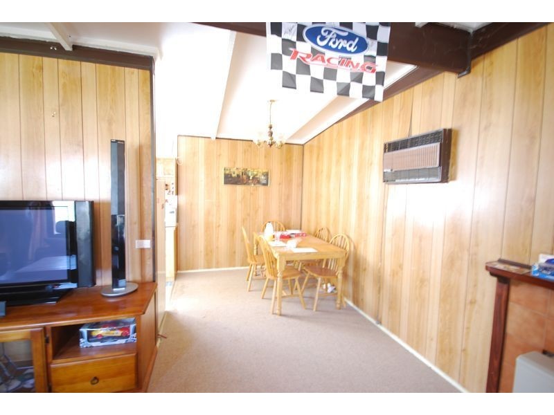 Cranbourne VIC 3977