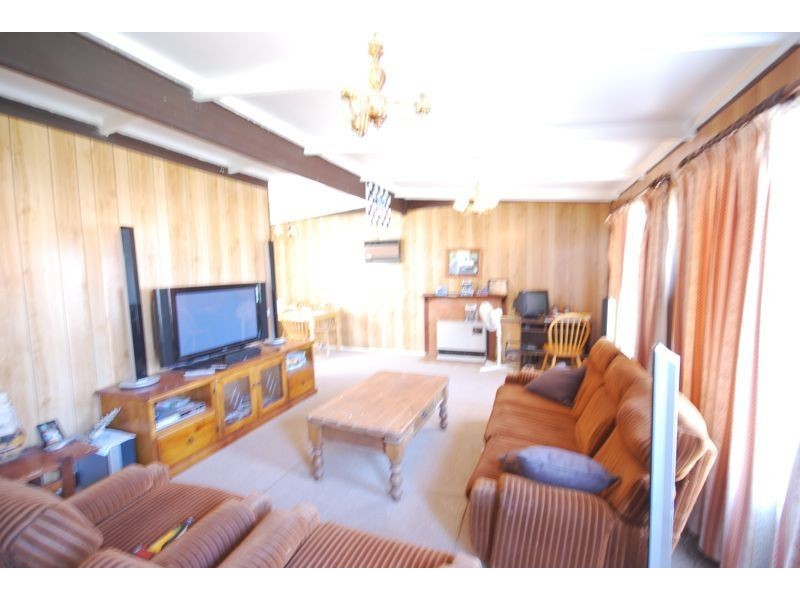 Cranbourne VIC 3977