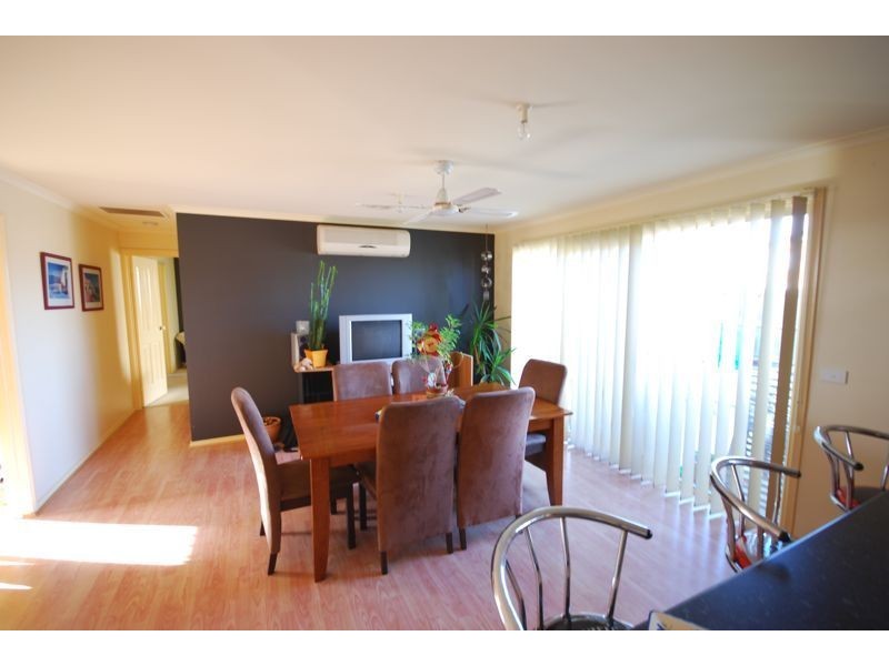 53 Miralie Way, Cranbourne West VIC 3977