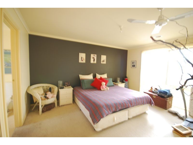 53 Miralie Way, Cranbourne West VIC 3977