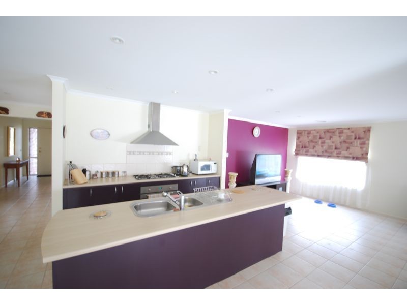 Cranbourne West VIC 3977