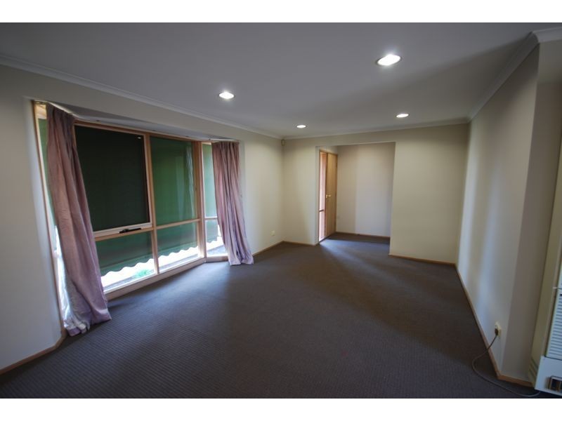 Cranbourne North VIC 3977