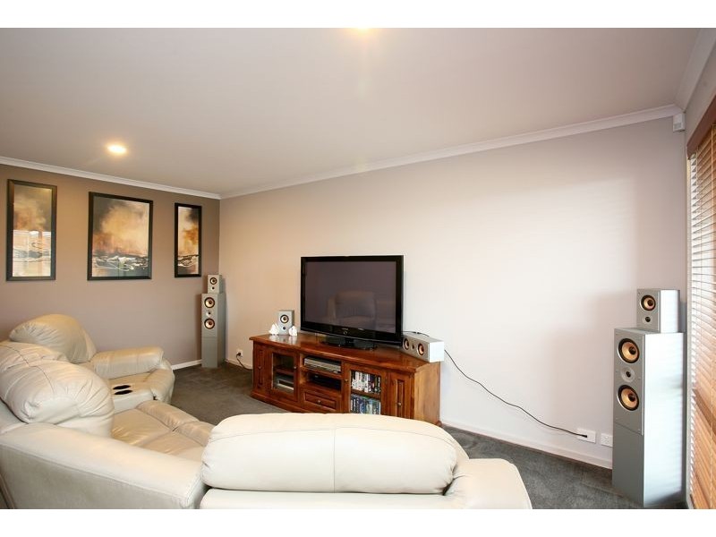 Cranbourne West VIC 3977